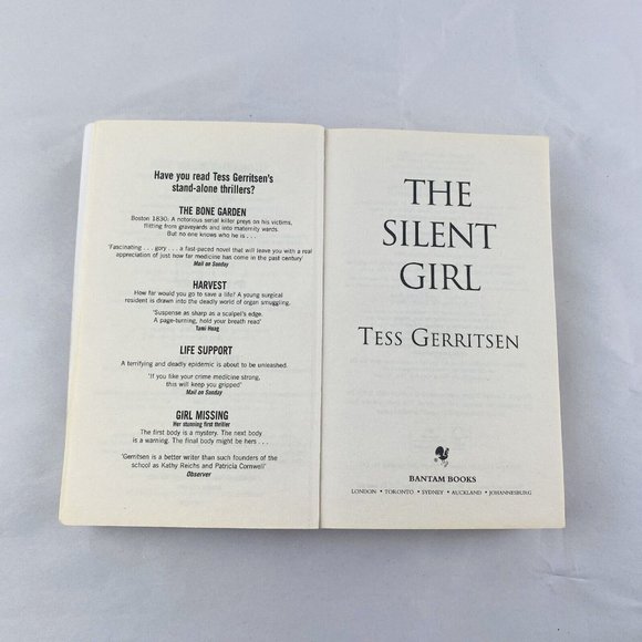 The Silent Girl By Tess Gerritsen Mystery Fiction Small Paperback Book - Picture 2 of 8